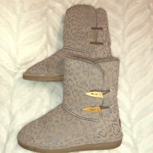 BearPaw Abigail Boot Leopard Print